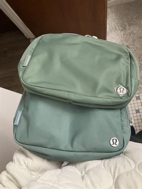 lululemon belt bag grey eucalyptus.